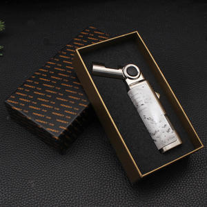 Encendedor <span class=keywords><strong>de</strong></span> Llama con Varilla Plegable <span class=keywords><strong>de</strong></span> Metal, Diseño Moderno, Recargable con Combustible <span class=keywords><strong>de</strong></span> Butano, Resistente al Viento, Mango Largo para Cigarros y Uso en Exteriores - Product Image 6