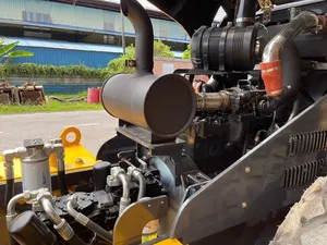 Rodillo Vibratorio de un Solo Tambor LiuGong 6611E para la Compactación Fina de Bases de Asfalto Delgadas en Comunidades Municipales - Product Image 3