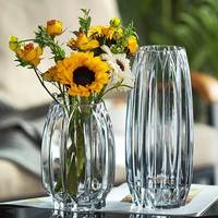 Vase en verre côtelé nordique de luxe, vase à fleurs cylindrique transparent gris moderne pour la décoration de table de mariage ou de la maison