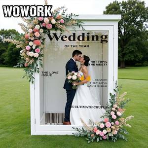 WOWORK Cabine téléphonique vintage en métal de style britannique en fer rose avec fleurs et lettres lumineuses pour la photographie de mariage - Product Image 3