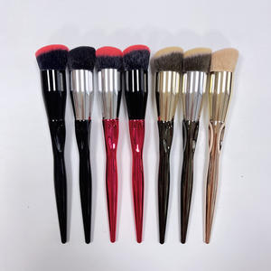 Nouvelle tendance : 1 pinceau de maquillage rotatif en plastique ABS rouge et rose, entièrement orné de strass, ensemble de pinceaux de maquillage brillant et glamour avec sac - Product Image 5