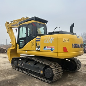 Excavadora Komatsu PC160LC de 16 toneladas 2024 con motor y bomba Cummins, probada para condiciones de alta polvo en obras de canales de irrigación y bordes de carreteras - Product Image 1