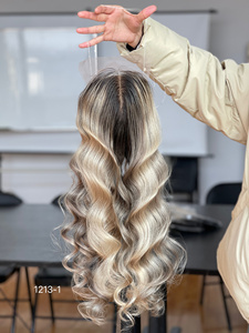 2024วิกผมของมนุษย์วิกผมสีบลอนด์หน้าม้าลูกไม้ด้านหน้าดีไซน์หรูหรา - Product Image 1
