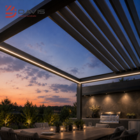 Pergola pliante en aluminium, directement de l'usine, avec système de toit motorisé rétractable pour terrasse, complexe hôtelier et projets.