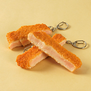 โมเดลอาหารจำลอง หมูทอดและไก่ทอด ของที่ระลึกอาหารญี่ปุ่น พวงกุญแจอาหารญี่ปุ่น ของขวัญนำโชค - Product Image 2