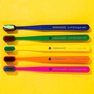 Paquete de 10 cepillos de dientes de cerdas suaves PBT ultrafinos de 0,01mm con limpiador de lengua para el cuidado del mal aliento higiene bucal diaria - Product Image 5