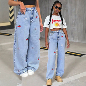 Adorabili <span class=keywords><strong>Jeans</strong></span> Blu per Ragazze Adolescenti con Vita Elastica e Ricamo a Ciliegia, Pantaloni in Denim Comodi e Casual per Bambine, Personalizzabili - Product Image 1