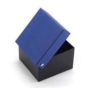 Caja de Regalo Rectangular al por Mayor con Solapas Superior e Inferior para Cajas de Corbatas y Bolsos - Product Image 6