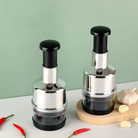 Keukenaccessoires Multifunctionele Handpers Voedselsnijder Knoflook Ui Notenmolen Handmatige Fruit- en Groentehakker