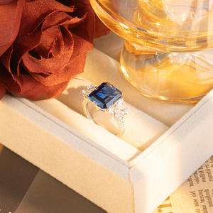 Bague en silicone saphir 5 carats, pierres précieuses de laboratoire, plaqué rhodium, unisexe, haut de gamme, 1 MOQ, bijoux tendance - Product Image 2