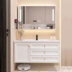 Gabinetes de Baño Personalizados de Alta Gama, Estilo Clásico, Mueble de Baño de Madera Montado en la Pared con Lavabo - Product Image 4