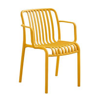 Chaise de salle à manger empilable en plastique moderne et contemporaine pour restaurants et appartements (vente en gros)