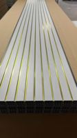 Panneau mural rainuré en PVC stratifié filmé haut de gamme, ligne dorée, imperméable, pour intérieur, longueur personnalisable