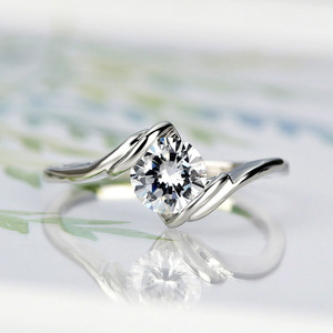 Single Stone Zircon Women Ring Elegant OL Engagement Daily Hand Jewelry - Product Image 2