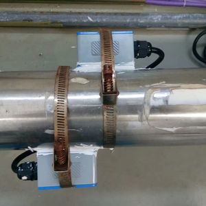 Débitmètre ultrasonique mural pour l'industrie pétrochimique Mesure le <span class=keywords><strong>gaz</strong></span> liquide, l'air, l'huile, l'eau Matière plastique LCD - Product Image 1