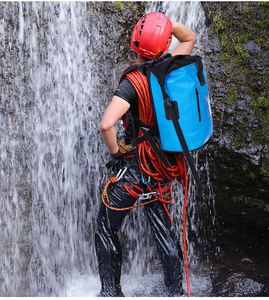Sac à dos étanche en PVC robuste avec sangle de poitrine réglable et coutures renforcées pour la randonnée aquatique, le surf, le <span class=keywords><strong>camping</strong></span>, la pêche et le rangement - Product Image 6