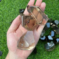 Pierre de forme libre en quartz fumé de guérison naturelle en gros pour l'artisanat en cristal