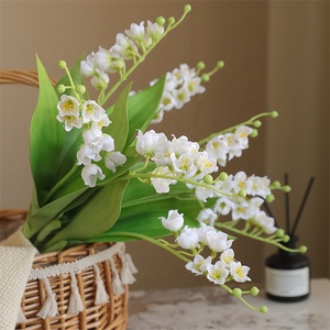 Flor de Campanula de Seda Artificial de Alta Calidad para Decoración de Hogar, Jarrones y Bodas - Product Image 2