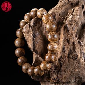 Pulsera de Madera de Agar Malasia Natural, Cuentas Redondas de 12 mm, Madera Envejecida Rica en Aceite, Aroma Intenso, Joyería Hecha a Mano - Product Image 4