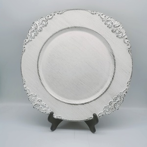 Piring Pengisi Daya Antik Putih Bulat Vintage, untuk Pengaturan Meja - Product Image 2