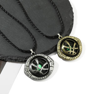 Llavero Giratorio del Ojo de Agamotto de <span class=keywords><strong>Doctor</strong></span> <span class=keywords><strong>Strange</strong></span>, Accesorios de Disfraces - Product Image 2