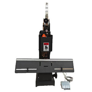 Máquina de encuadernación con grapas de alambre M2000, <span class=keywords><strong>grapadora</strong></span> de doble cabezal para libros y revistas, máquina de plegado y encuadernación - Product Image 3