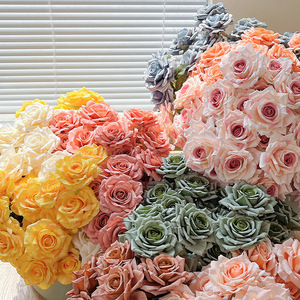Roses artificielles Cappuccino Rose, bouquet de 7 têtes, fleurs en soie plastifiée gaufrée, pour décoration de mariage et de maison, style moderne - Product Image 4