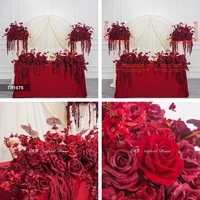 DKB Crafts, chemin de table en fleurs artificielles bordeaux personnalisé, arrangement floral rouge classique pour la décoration de la table de mariage