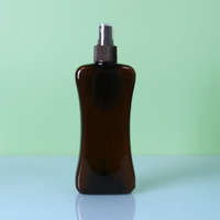 Flacon de pulvérisation de sérum d'huile de bronzage pour le visage en plastique ambre foncé de 8 oz avec pulvérisateur à brume fine 250ml flacon de pulvérisation de cheveux anti-moustiques
