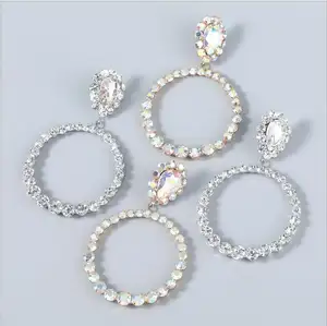 New Square Clip Earrings no Hole Wedding Jewelry Women Large Clear Rhinestone Glass Diamond Round Pendant Earrings Ear Women