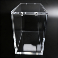 Boîte de protection en acrylique transparente magnétique monobloc pour booster anglais personnalisé OP-01 en gros