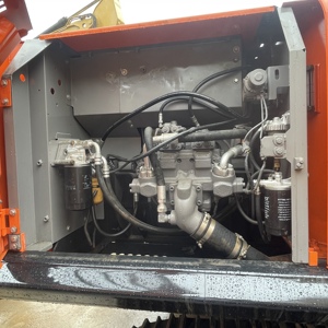 Excavatrice sur chenilles hydraulique HITACHI ZX200-5G de 20 tonnes, modèle 2023, d'occasion, avec moteur et pompe Isuzu, matériel de construction - Product Image 6