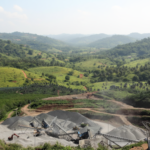 Concasseur à mâchoires d'Afrique du Sud Pe 150 <span class=keywords><strong>X</strong></span> 250, équipement d'extraction aurifère, tamis 3/4 pour concasseur à mâchoires - Product Image 1