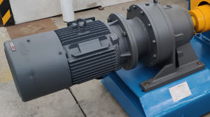 Machine de pressage à molette pour plaques d'isolation de tuyaux d'échappement, fiable et économique, pour bouclage de boucliers thermiques en acier inoxydable - Product Image 5