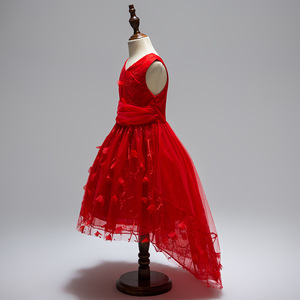 Robe de soirée moderne pour filles, coupe asymétrique, courte devant et longue derrière, en dentelle rouge - Product Image 3
