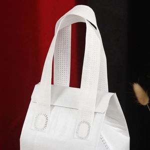 Sac isotherme portable auto-adhésif jetable en non-tissé pour livraison de café, lait, bubble tea et autres aliments - Product Image 4