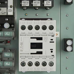 Démarreur de moteur à contacteur EATON Moeller <span class=keywords><strong>DILM</strong></span> Series 9A 24VDC - Product Image 1