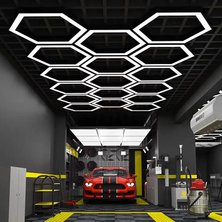 Luz LED hexagonal personalizada para carro em favo de mel para exposição de automóveis comercial luz LED para trabalho em garagem