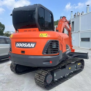 Nwe Excavator Doosa DX60 Mini Pelle 3 tonnes 5 tonnes 6 tonnes Pelle sur chenilles d'occasion - Product Image 1
