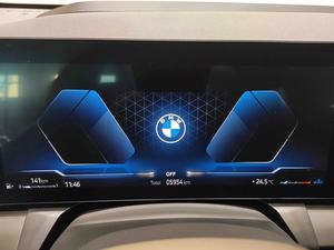 BMW X3 2025 2.0T XDrive SUV Usato LHD Vernice Originale Chilometraggio Ultra Basso Pronto per la Spedizione FOB - Product Image 6