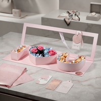 Boîte cadeau de luxe rose sur mesure avec fermeture magnétique, pliable, rigide, avec insert en forme de cœur