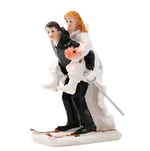 Skiing bride and groom wedding products European wedding gift resin dolls