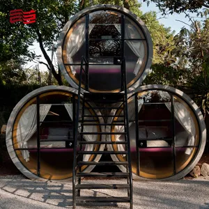 Los tubos de cemento transformados en cabañas independientes son experiencias únicas instalaciones de alojamiento de arte público