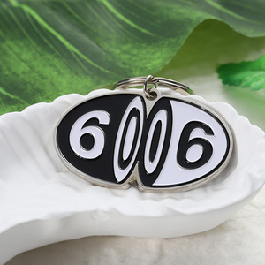 Porte-clés ovale en émail au design créatif, logo personnalisé, numéros, alliage de zinc plaqué argent, vente en gros pour cadeaux <span class=keywords><strong>d</strong></span>'événements - Product Image 2