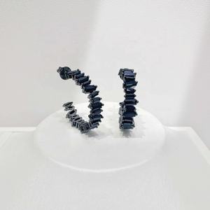 ต่างหูเงินแท้ 925 ชุบทองคำขาวประดับเพทายดำขนาดใหญ่ ดีไซน์โกธิคสุดหรูหรา ราคาโรงงาน รับสั่งทำพิเศษ - Product Image 3