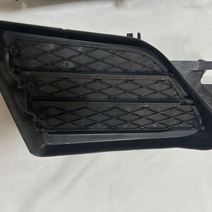 Cadre de grille de phare antibrouillard avant pour Tesla Model S 1057851 1058007 Gauche et Droit – Pièce de rechange neuve - Product Image 3