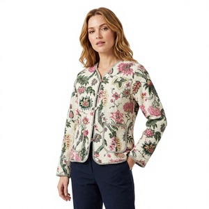 Veste courte matelassée pour femme, 100% coton biologique, écologique, vintage, imprimé patchwork, respirante, faite à la main, réversible, automne - Product Image 1