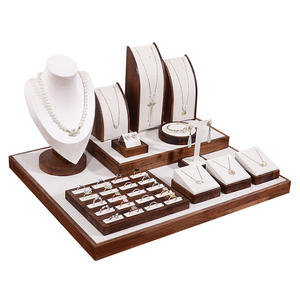 مخصص الجوز حلقة خشبية القرط قلادة سوار قلادة عرض موقف مجموعة الجملة الكلاسيكية المجوهرات حاوية حزمة - Product Image 6