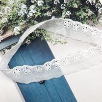 Offre Spéciale 2.5cm Accessoires de vêtement Dentelle de Broderie En Coton Brodé Blanc Dentelle Garniture Ruban de Coton Coupe