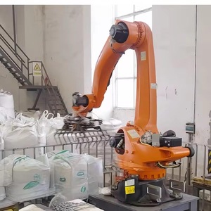 Brazo Robótico Industrial KUKA KR 50 R2500 Automático de 6 Ejes para Manipulación y Paletización en Estaciones de Trabajo - Product Image 2